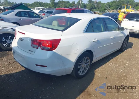 2015 Chevrolet Malibu 1Lt z USA, uszkodzony, nr VIN 1G11C5SL2FF194528